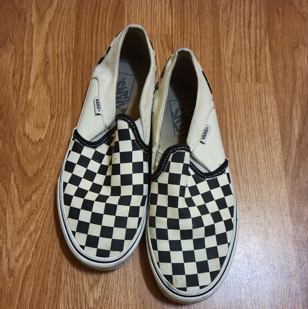 Shoe